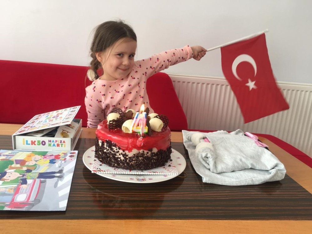Jandarmadan doğum günü sürprizi 