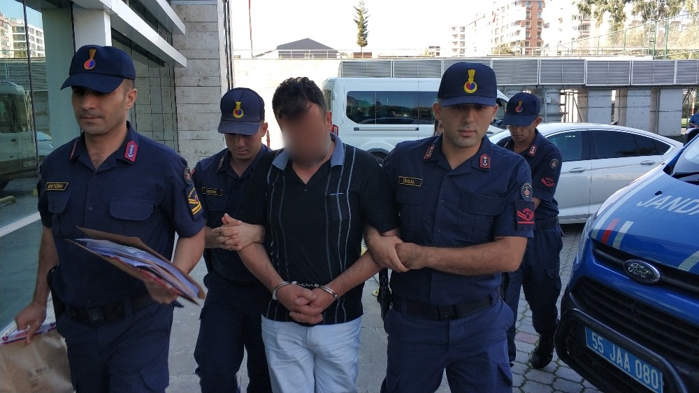 Jandarmadan gasp ve yaralamaya 2 gözaltı 