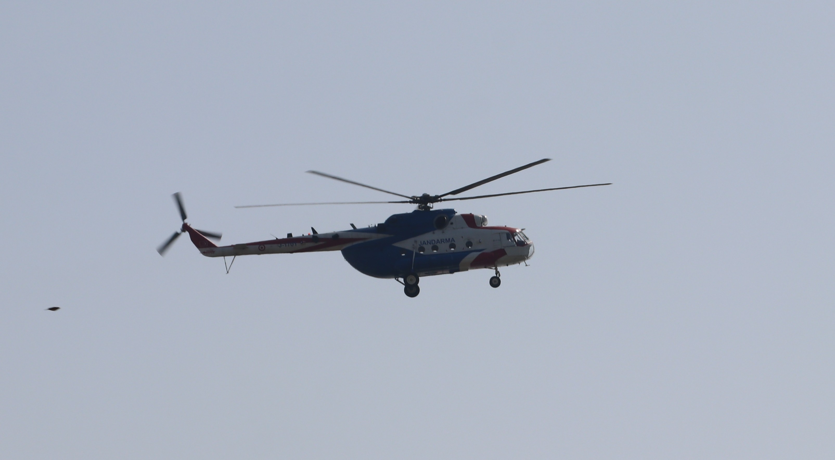 Jandarmadan helikopterli denetim