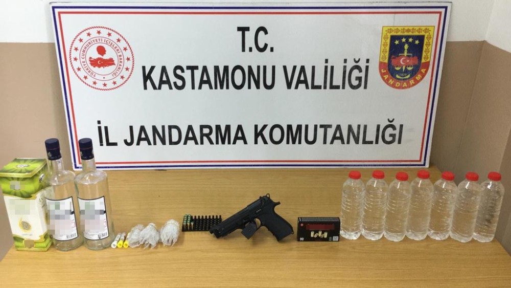 Jandarma’dan kaçak içki operasyonu 