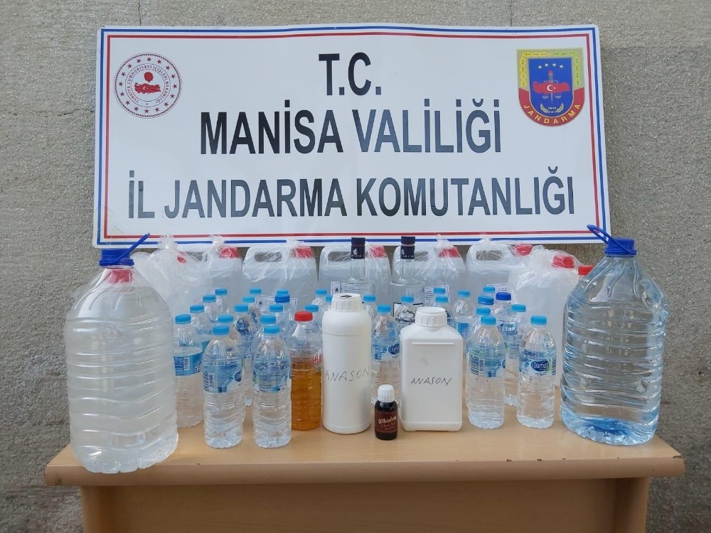 Jandarmadan sahte alkol imalatına baskın 