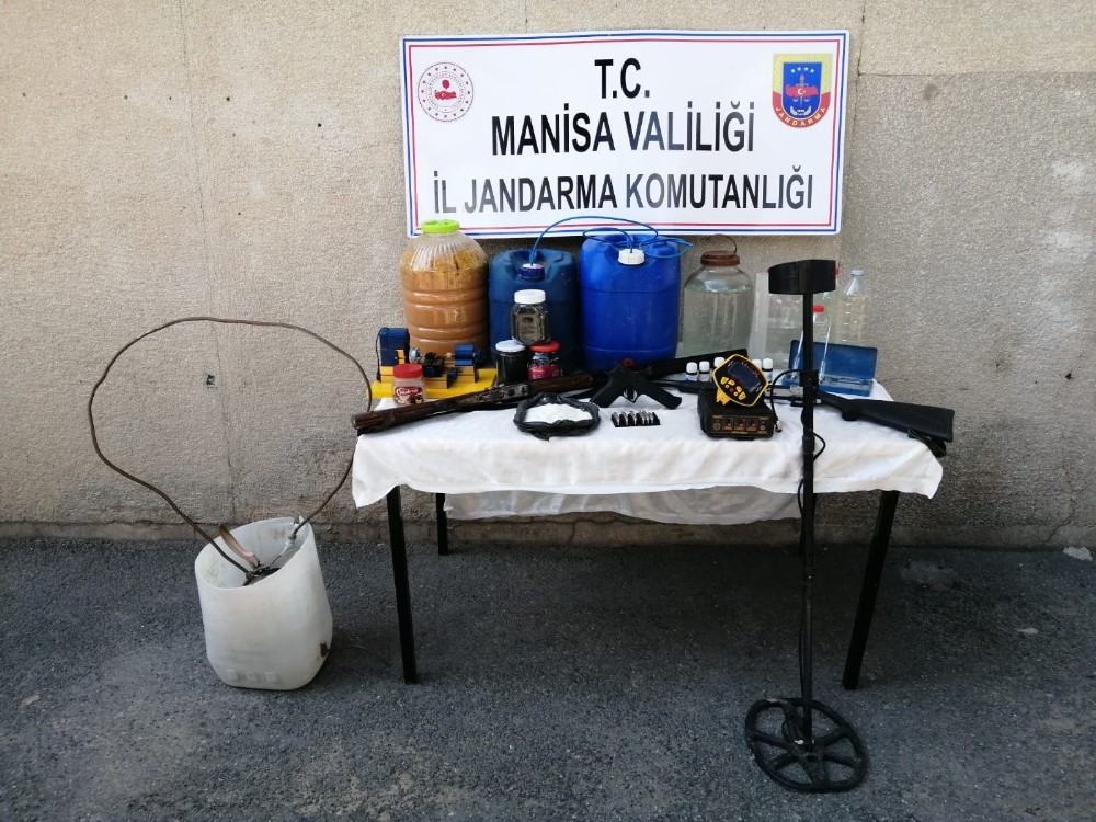 Jandarmadan sahte alkol imalatına baskın 