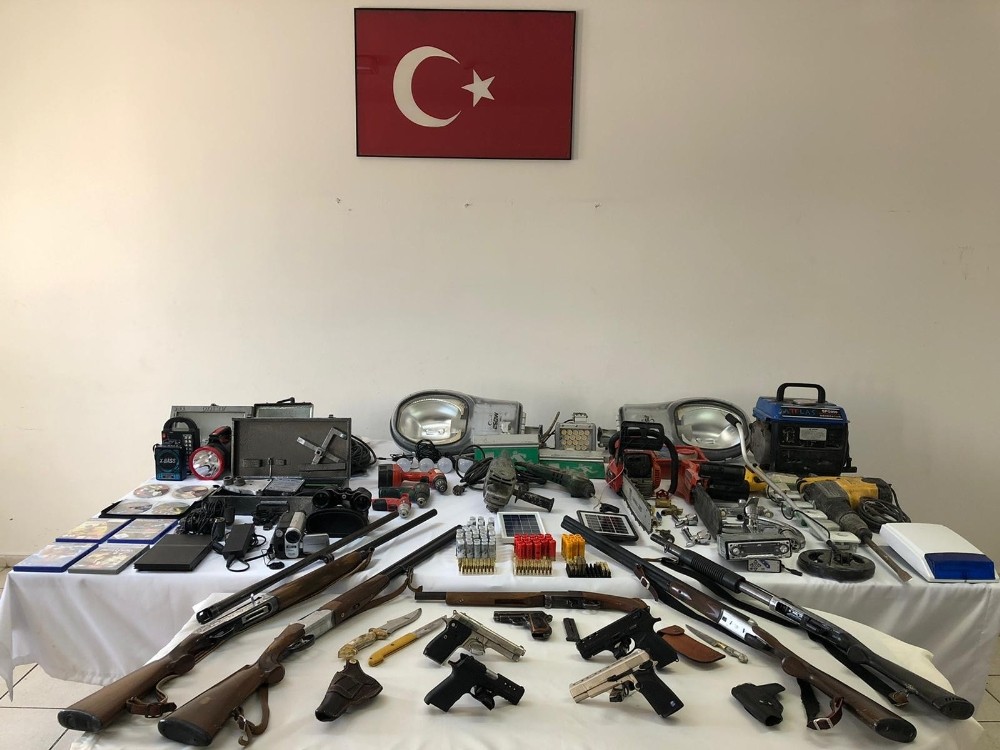 Jandarmadan silah hırsızlarına operasyon 