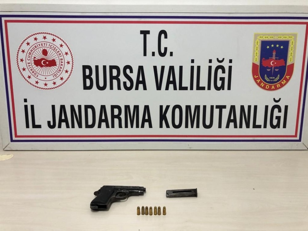 Jandarmadan şok uygulama 