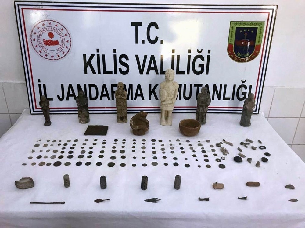 Jandarmadan tarihi eser kaçakçılarına operasyon 