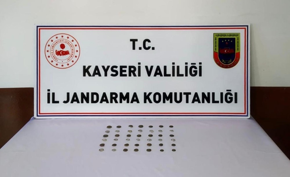 Jandarmadan tarihi eser operasyonu: 2 gözaltı 