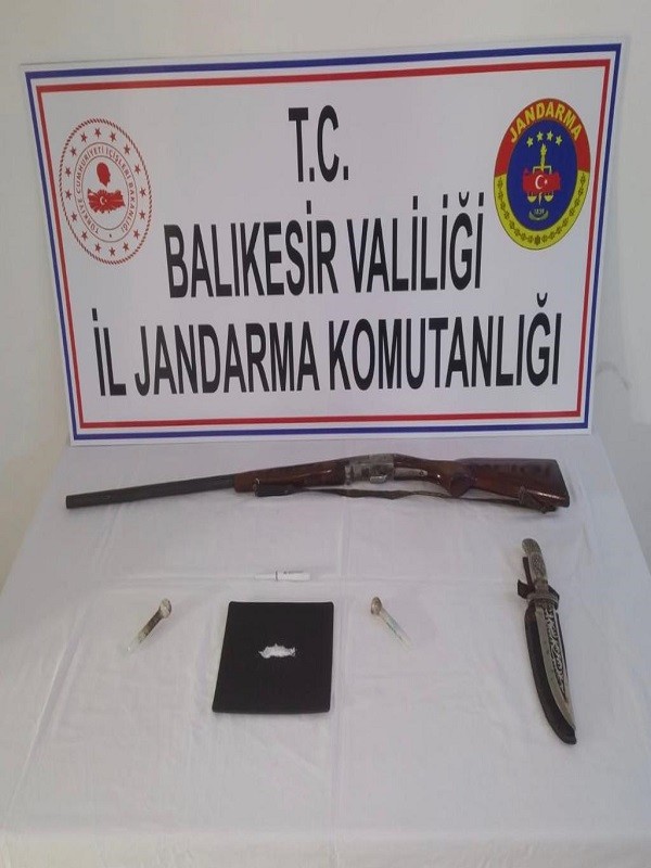 Jandarmadan uyuşturucu operasyonu 