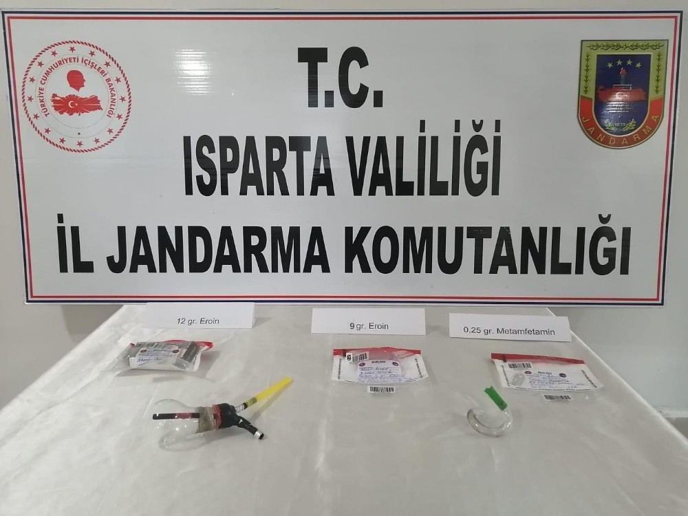 Jandarmadan uyuşturucuya geçit yok 