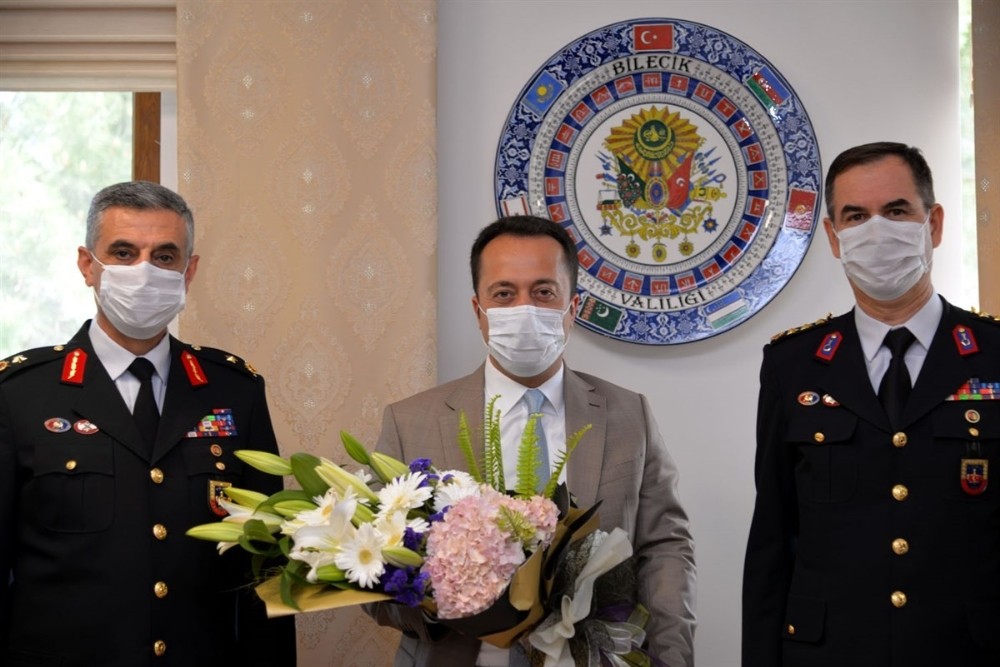Jandarmadan Vali Şentürk’e ziyaret 