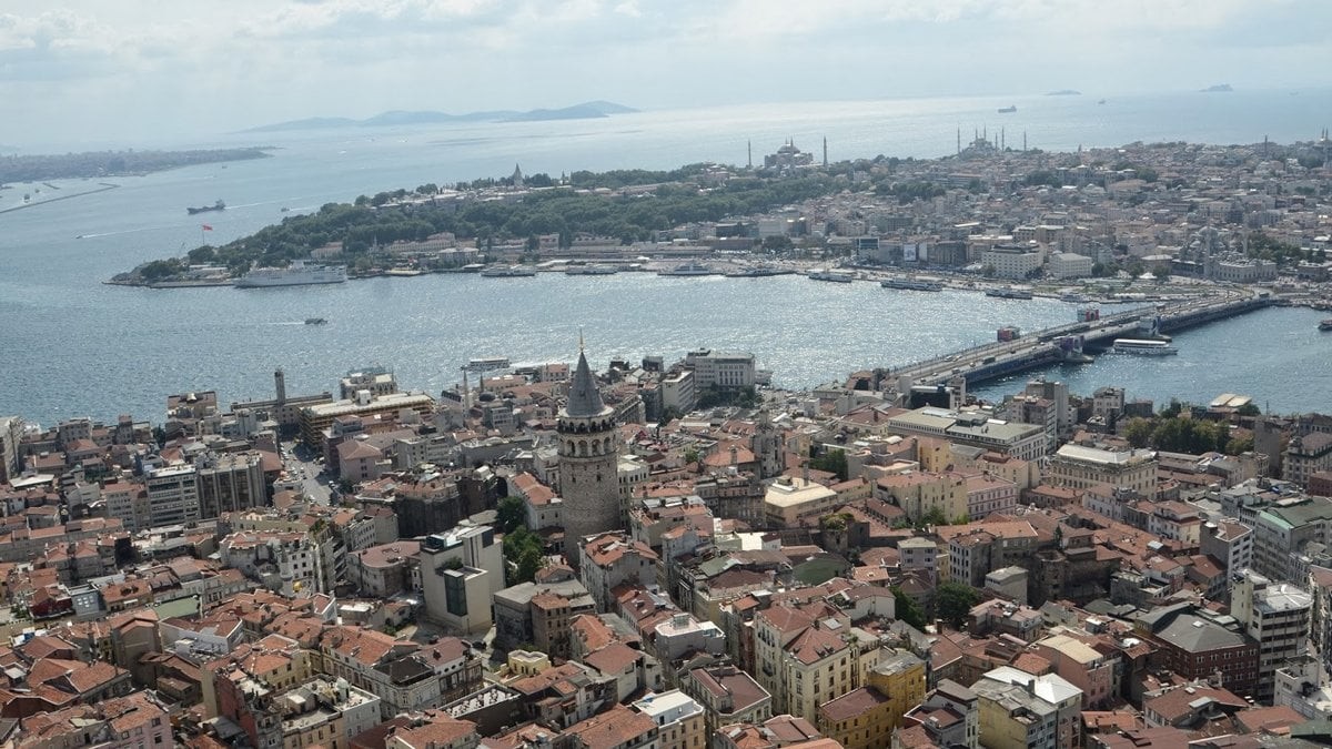 Japon deprem uzmanından dehşete düşüren uyarı: İstanbul o bölgeden yıkılacak