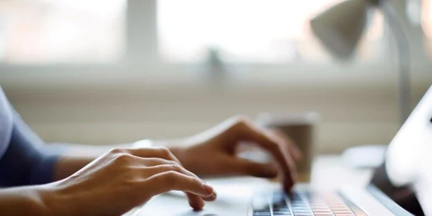 Japon yazar ödüllü romanında yapay zeka kullandı iddiasına inceleme! Beklenmeyen sürpriz: itiraf etti! Oyuna ise çok şaşıracaksınız!