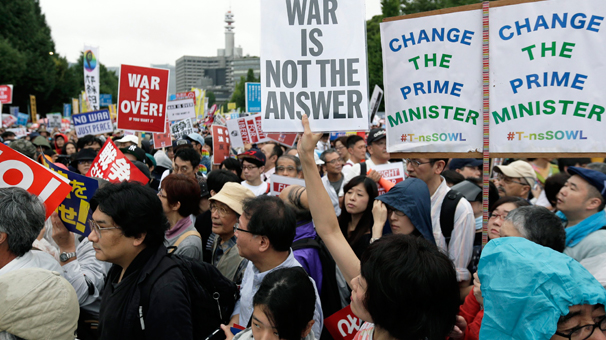 Japonlar ayaklandı!