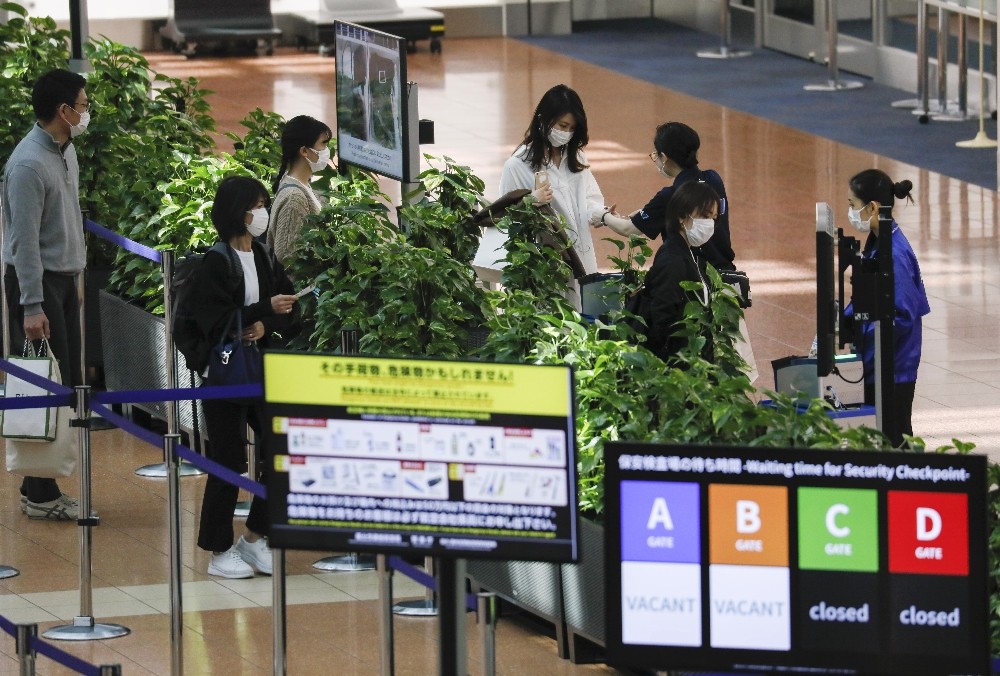 Japonya Sağlık Bakanlığı riskli korona belirtileri listesi yayınladı 