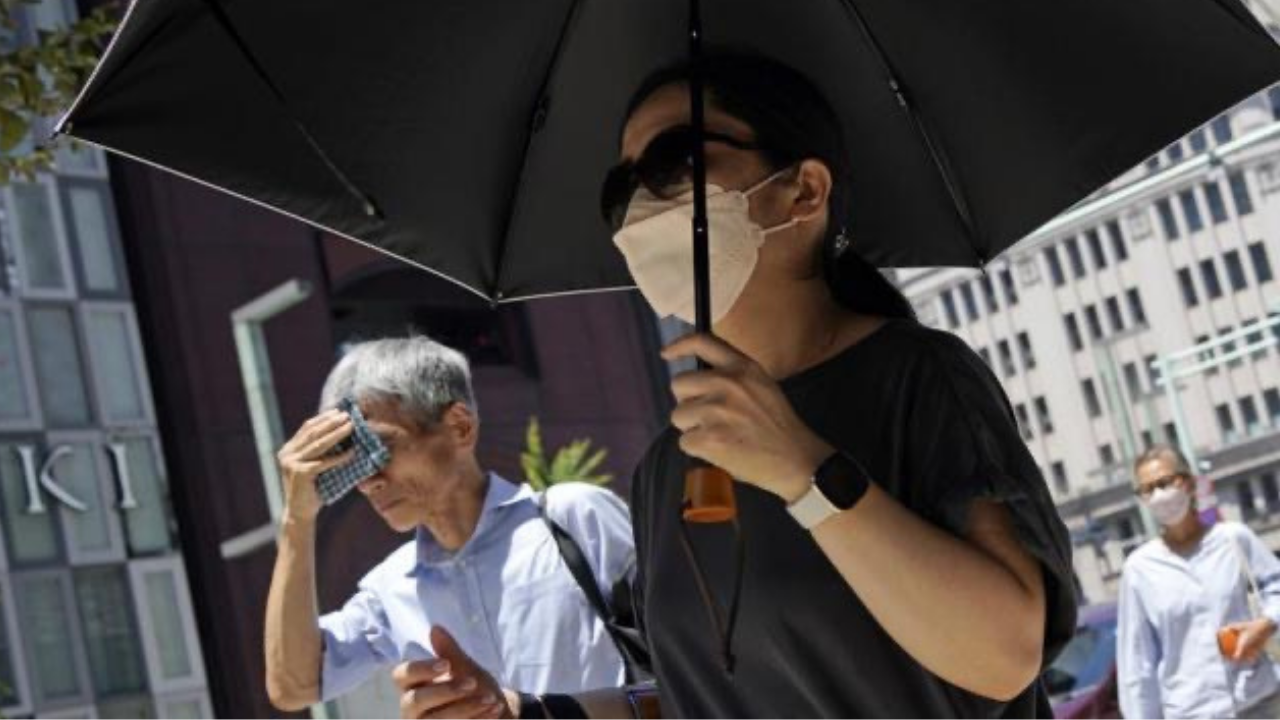 Japonya, tarihindeki en yüksek sıcaklığı gördü!