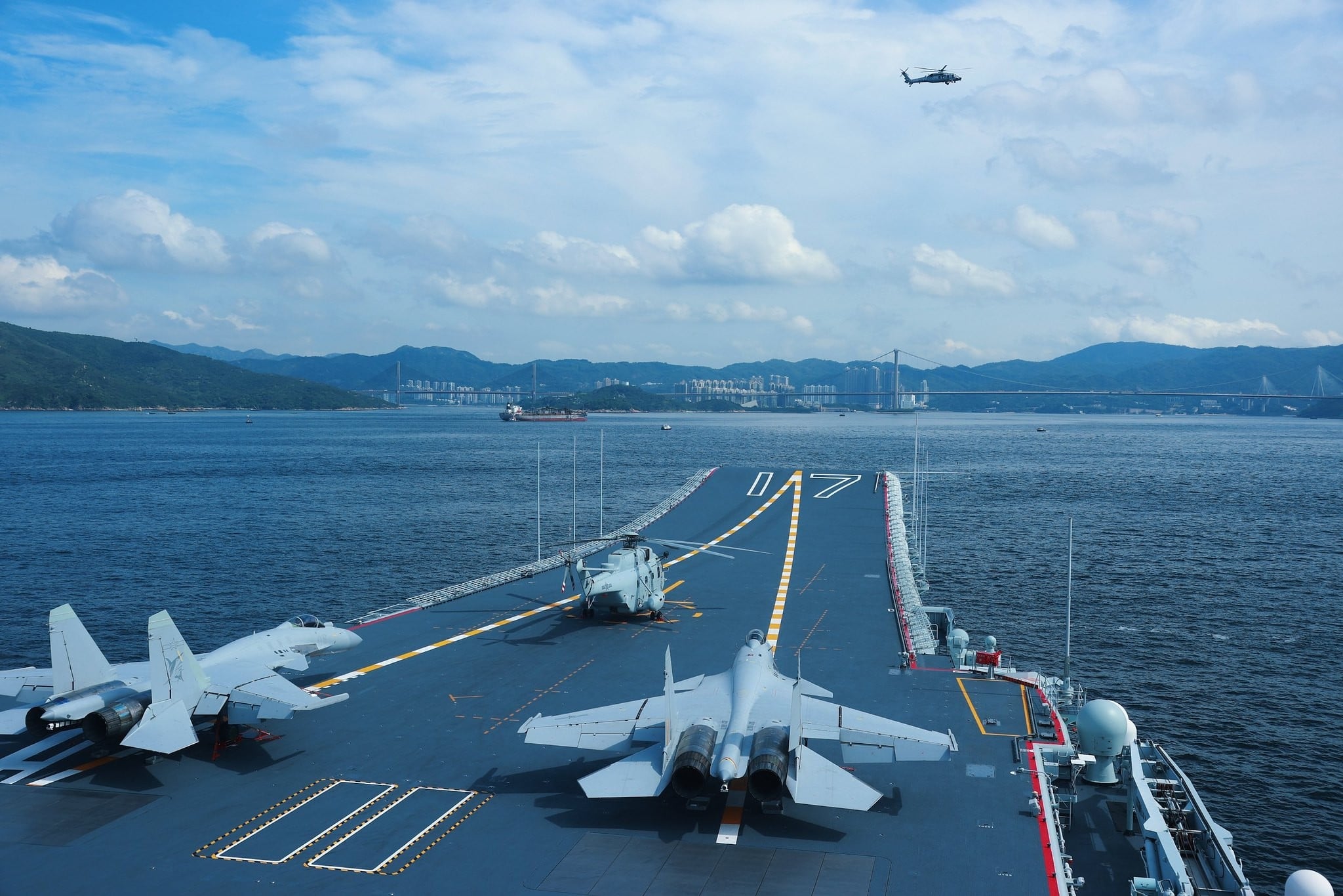 Japonya–Çin Gerilimi Tırmanıyor: Pekin 100’e Yakın Savaş Gemisini Pasifik’e Yığdı