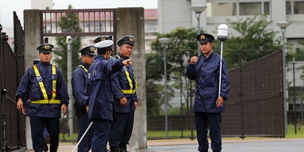 Japonya'da bir Türk polis tarafından darp edildi