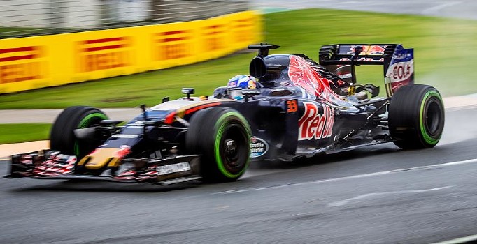 Japonya'da ilk cep Lewis Hamilton'ın