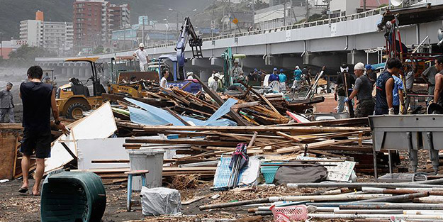 Japonya’da tayfun felaketi! 74 kişi öldü