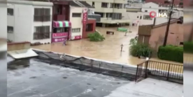 Asya ülkesini yağış vurdu: 2 kişi öldü, çok sayıda kişi kayboldu