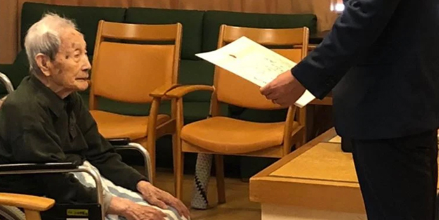 Japonya'da 'yaşayan en yaşlı erkek' öldü