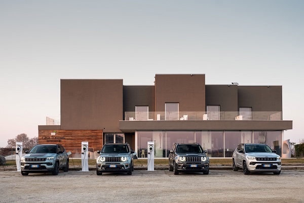 Jeep, macera tutkunları için daha çevre dostu yolculuklar sunuyor