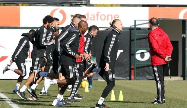 Jeremain Lens geri döndü