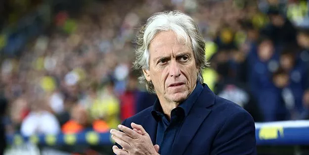 Jesus kendisini etkileyen hocayı açıkladı