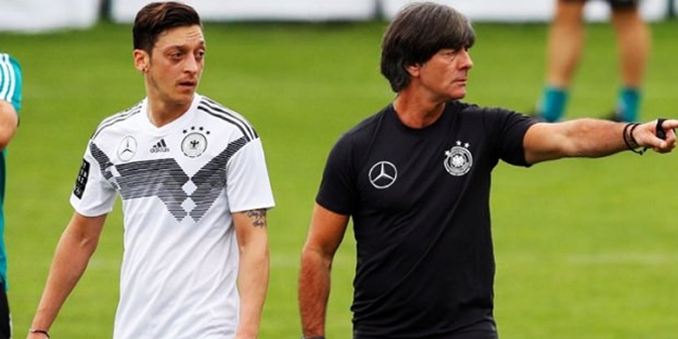 Joachim Löw'den 'Mesut Özil' açıklaması!