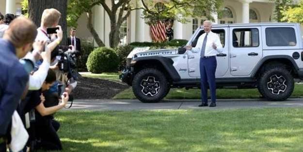 Joe Biden'dan elektrikli araç hamlesi! İmzaladı