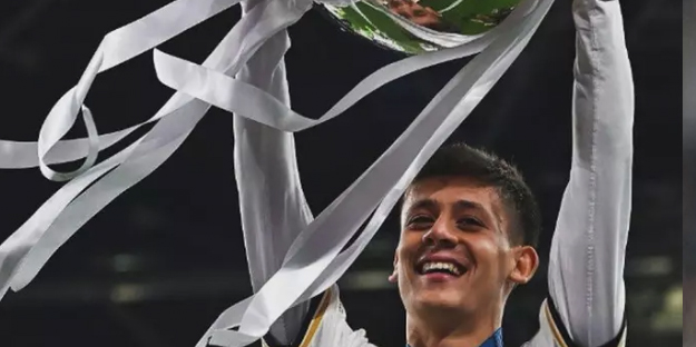 Jorge Jesus, bak Arda neyi kaldırıyor! Fenerbahçe’de forma vermemiştin… ‘Yazıklar olsun’ dedirtti…