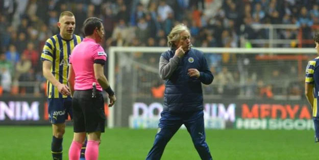 Jorge Jesus çılgına döndü! Kırmızı kart gördü