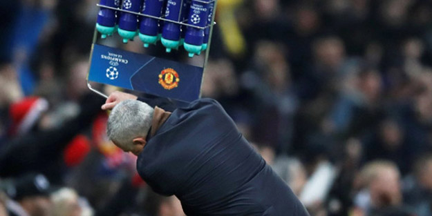 Jose Mourinho 90+1'de gelen gol sonrası çılgına döndü