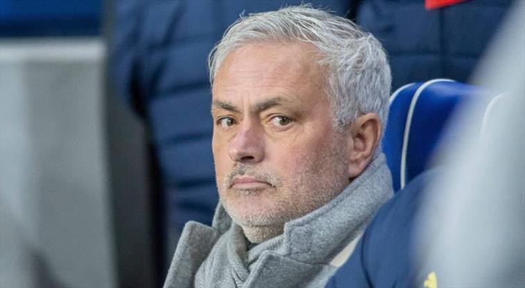 Jose Mourinho’dan Galatasaray’ın ‘Şampiyonluk kutlamalarına’ tepki!