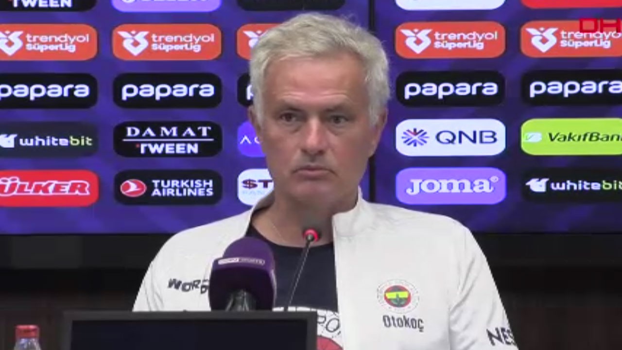 Jose Mourinho'dan maç sonrası ilginç paylaşım! Önce paylaştı, sonra sildi! "Türkiye liginin ne olduğunu görecekler"