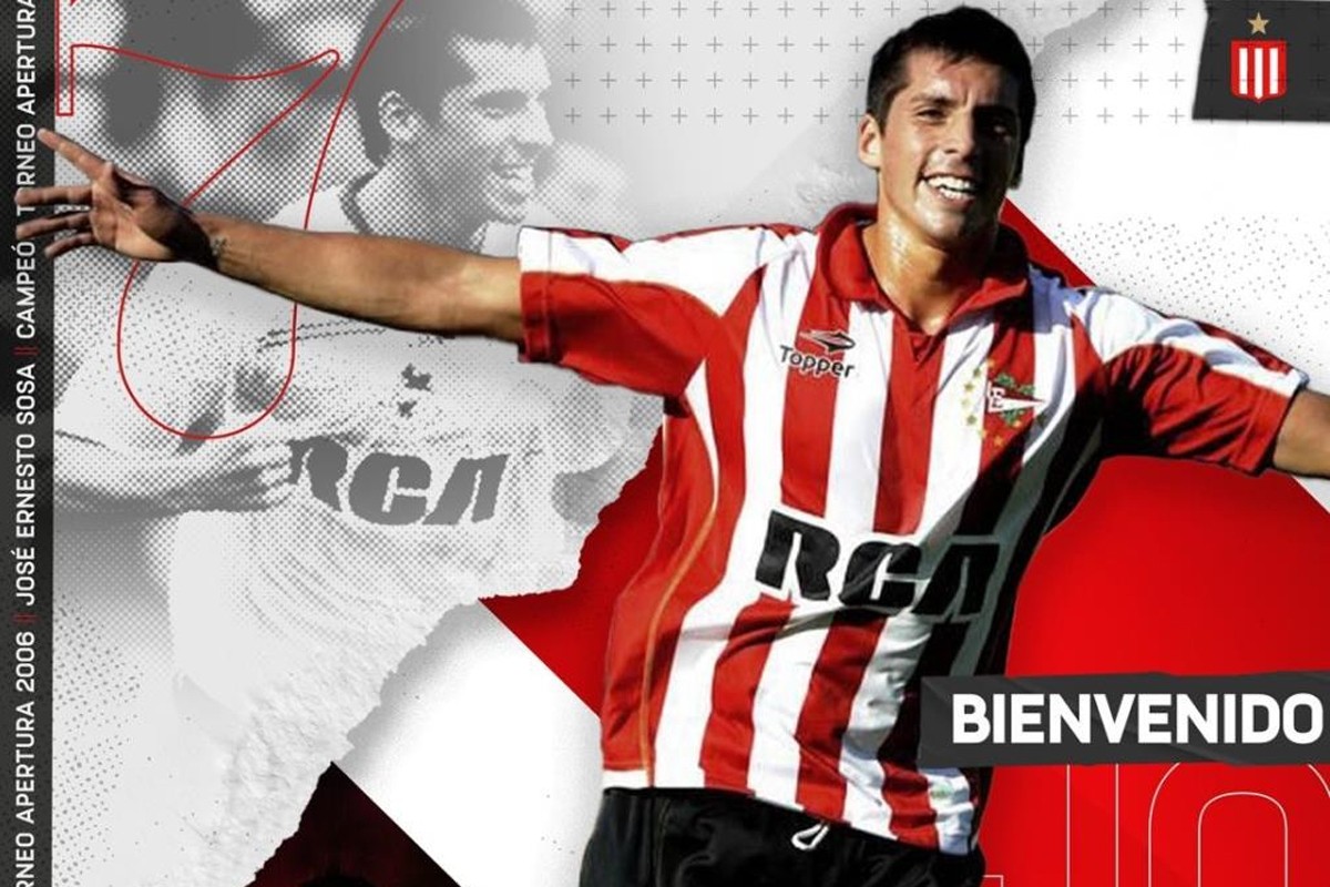 Jose Sosa, futbola başladığı kulübe geri döndü