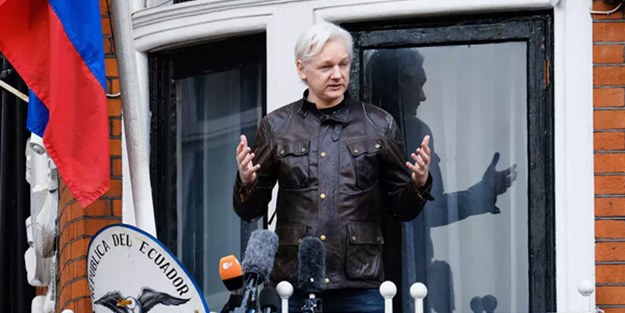 Julian Assange, yaşadığı Büyükelçilik binasından çıkarıldı mı?