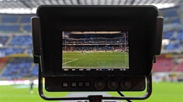 Juventus-Barcelona maçı şifresiz