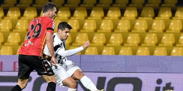 Juventus Benevento'ya yenildi