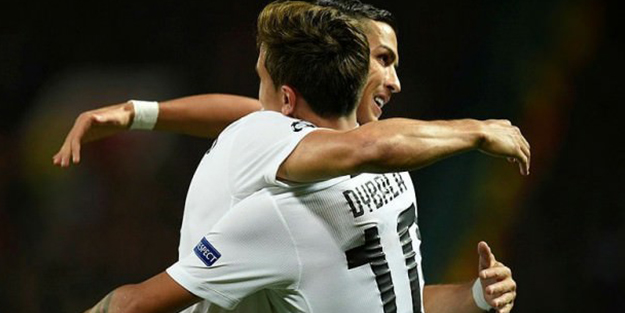 Juventus, Manchester United'ı Old Trafford'da yıktı!