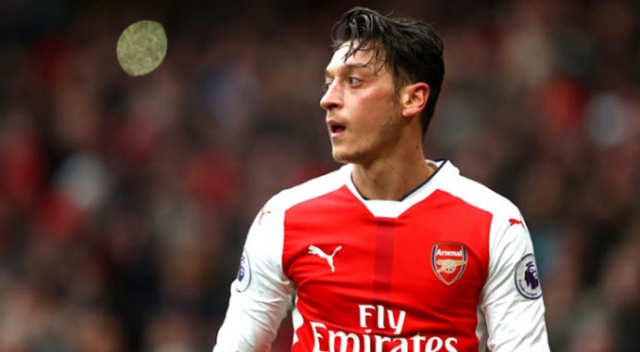 Juventus, Mesut Özil'i kadrosuna katmak istiyor