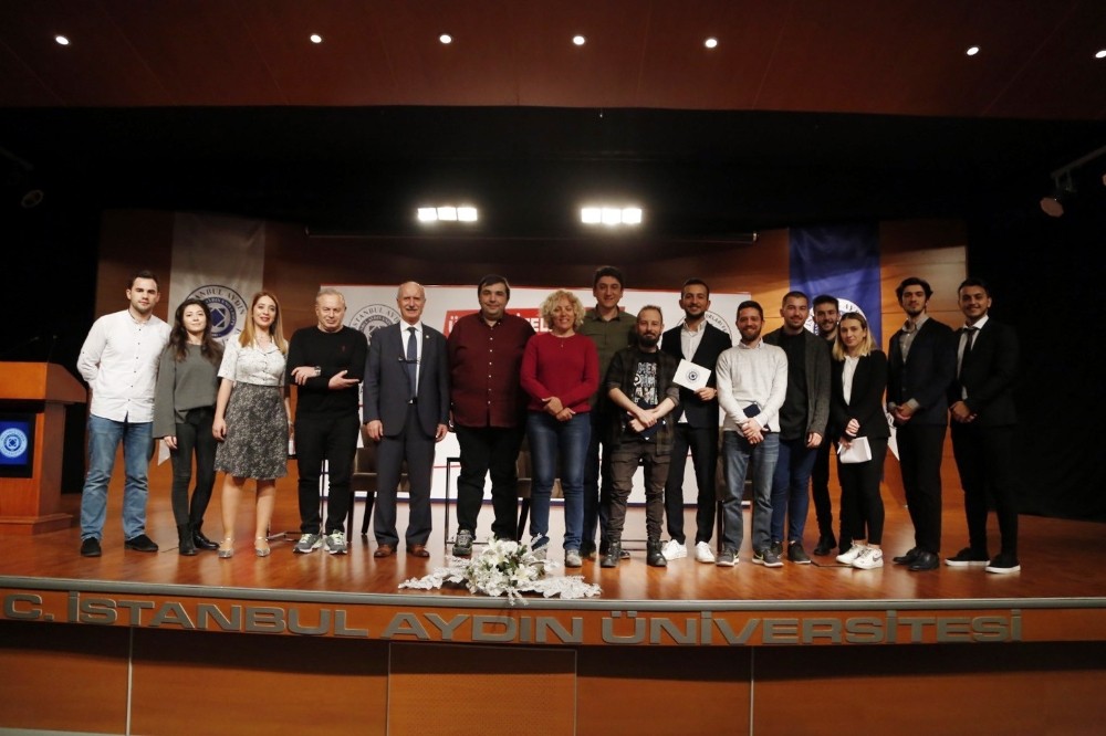 Kaan Kural: “Espor Asya’da geleneksel sporlarla kafa kafaya geldi” 