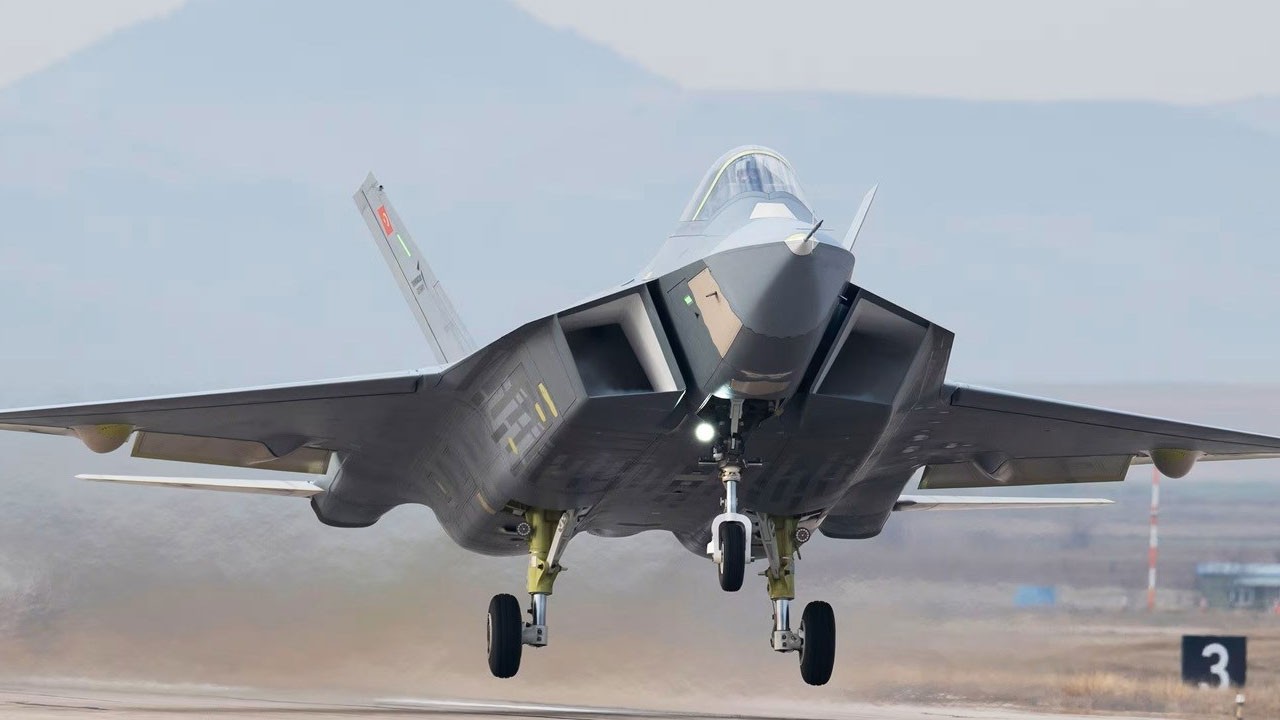 Kaan maskeleri fena indiriyor! Cumhuriyet istemeden CHP’yi rezil etti