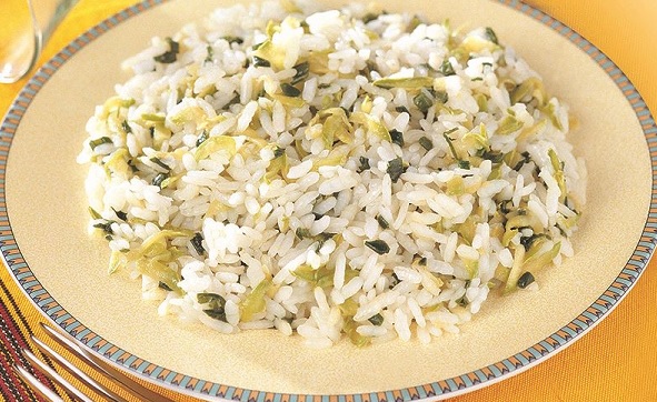 Kabaklı pilav nasıl yapılır? Kabaklı pilav tarifi