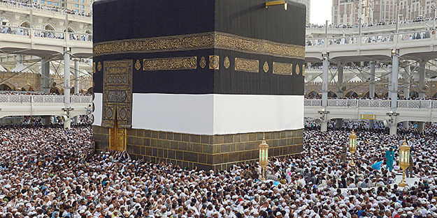 Kâbe'de hac yoğunluğu