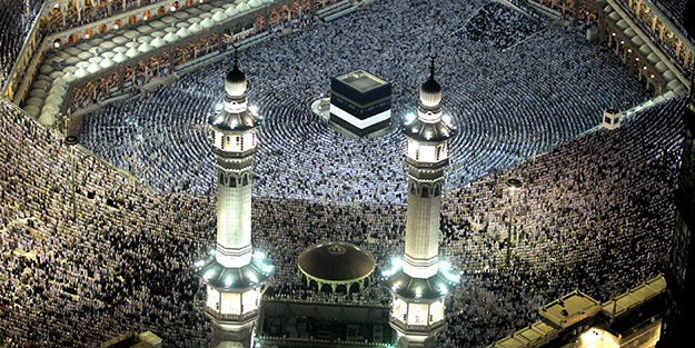 Kabe’de Ramazan hazırlığı