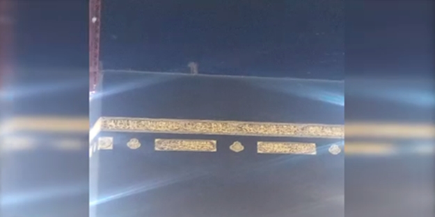 Kabe'yi tavaf eden kuşlar - VIDEO