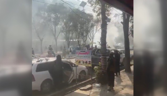 Kabil'de Cuma namazı sonrası bombalı saldırı! Ölü ve yaralılar var...