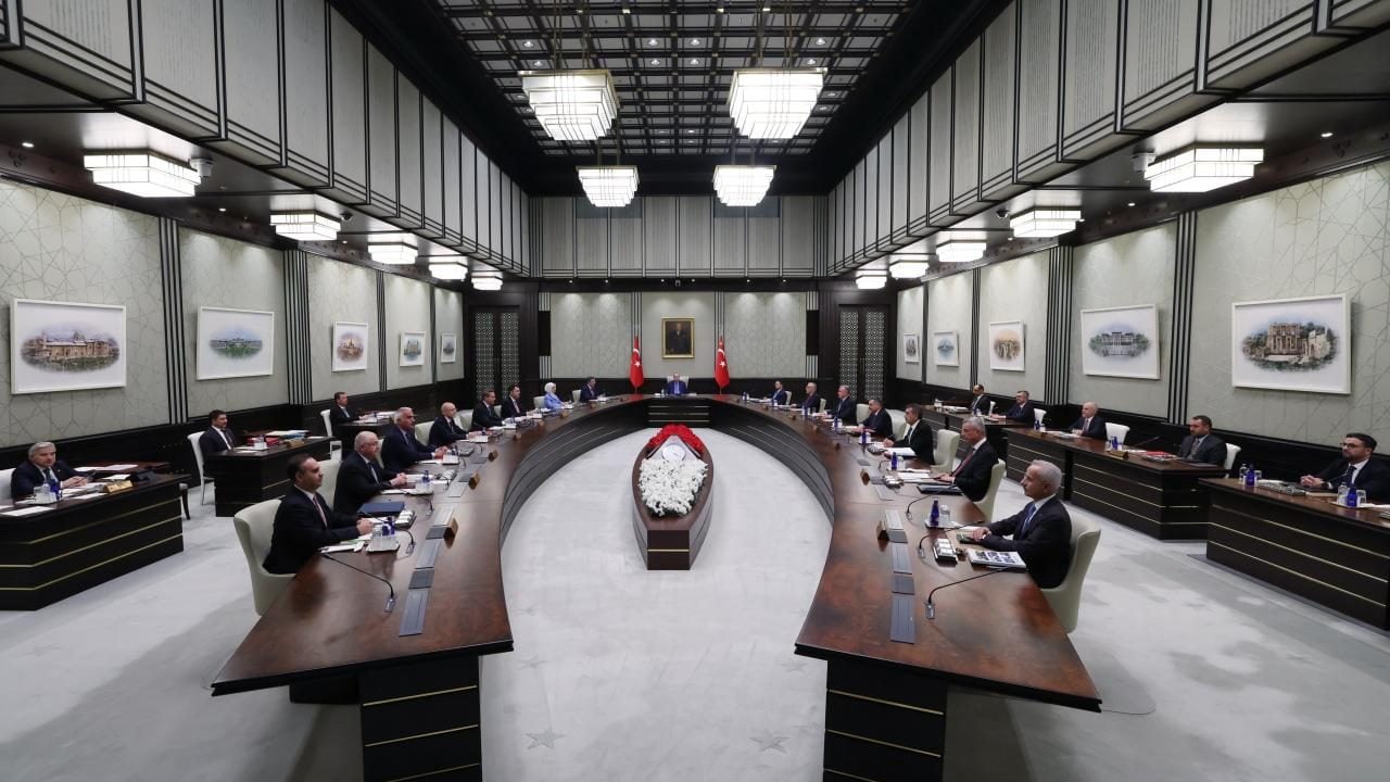 Kabine bugün toplanıyor! İşte gündemdeki konular