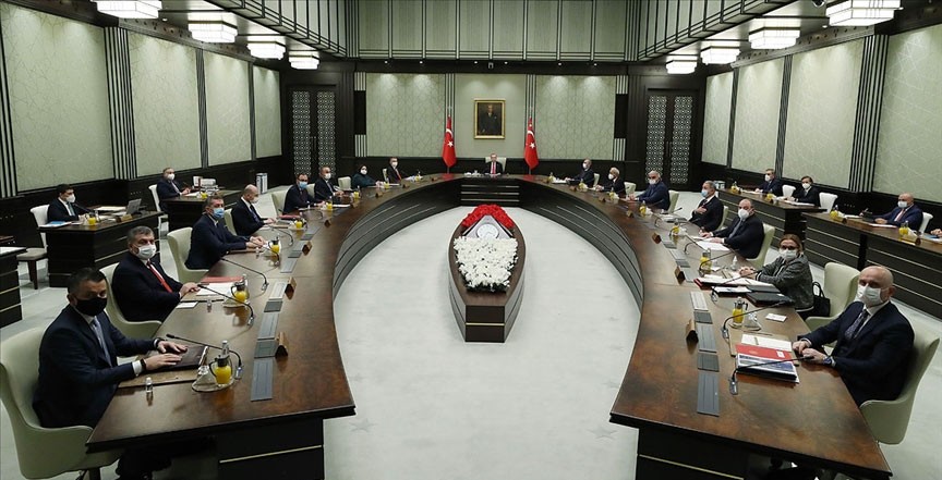 Kabine değişikliği olacak mı? Hangi bakan değişecek? AK Parti’den son dakika kabine değişikliği açıklaması