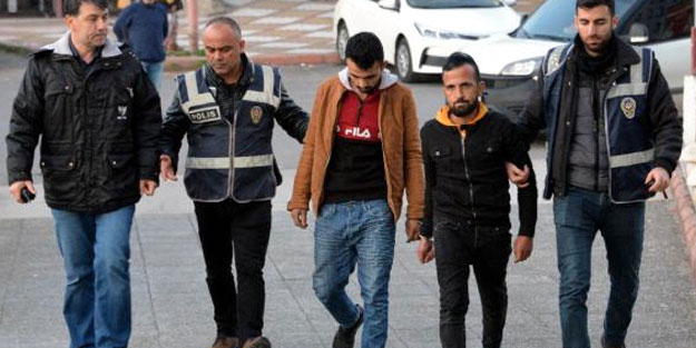 Kabloları çalmaya çalışan 3 kişi, suçüstü yakalandı